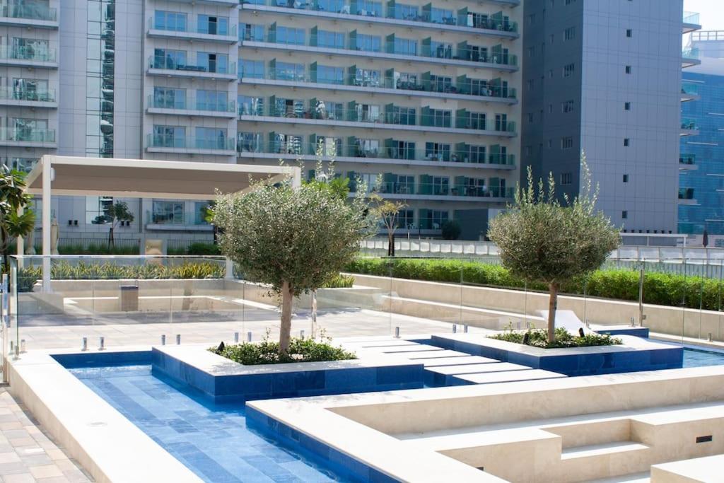Vera Residences By Damac I 1Br Luxury Aparthotel Dubaj Exteriér fotografie